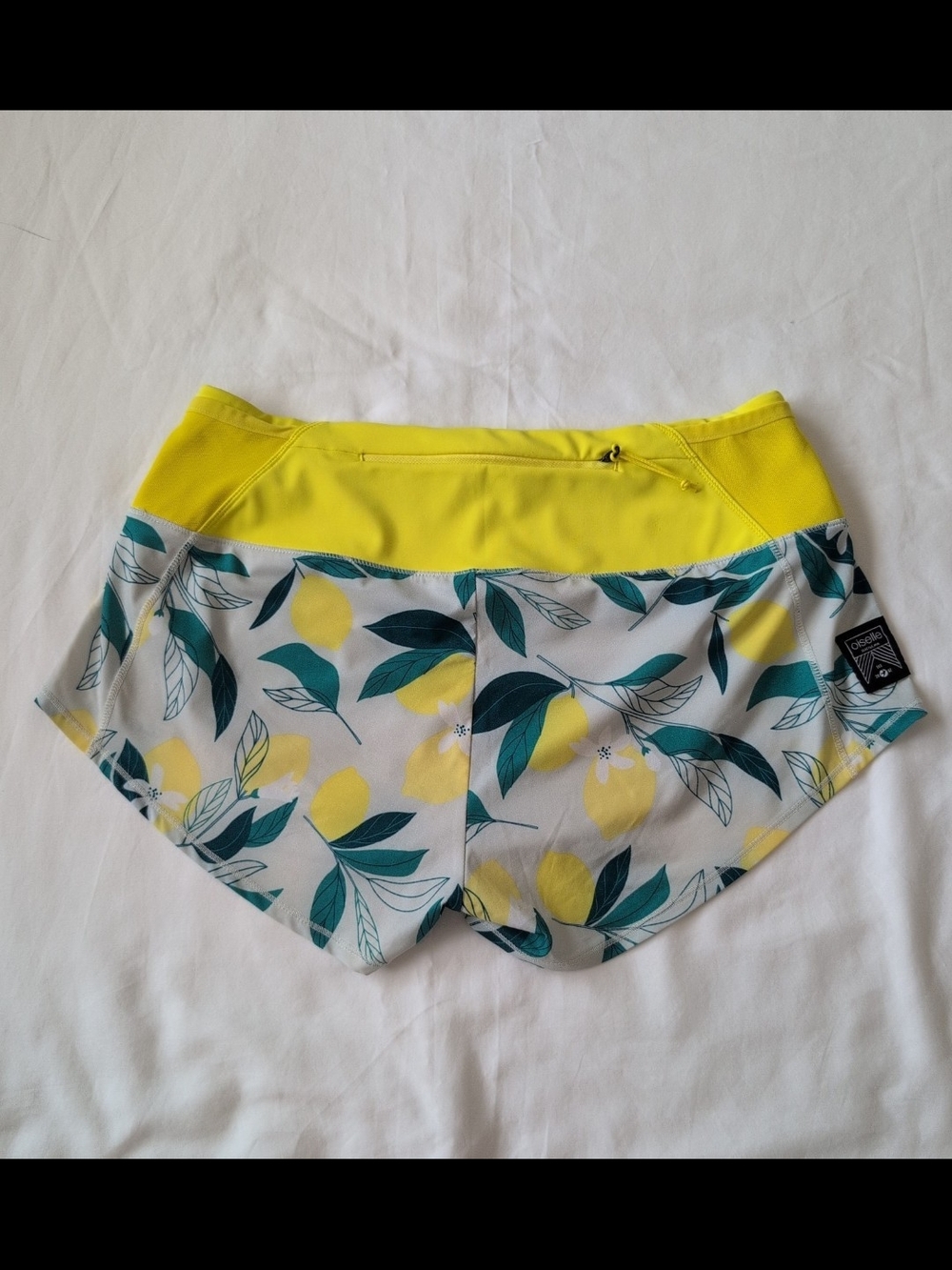 Oiselle Toolbelt Mac Roga Shorts. -- Size 4, Lemon Print - Picture 3 of 6